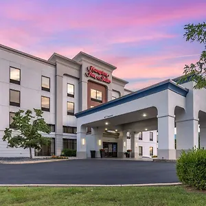 hampton-inn-suites-louisville-east.hotels-louisville.com/